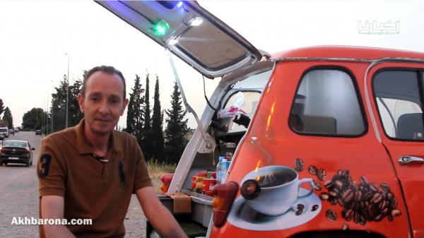 أب وابنه يتمكنان من تحقيق مشروعهما بسيارة رونو4